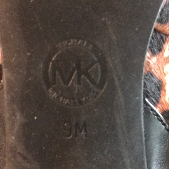 Michael Kors Leopard Print Stilettos - Picture 3 of 4